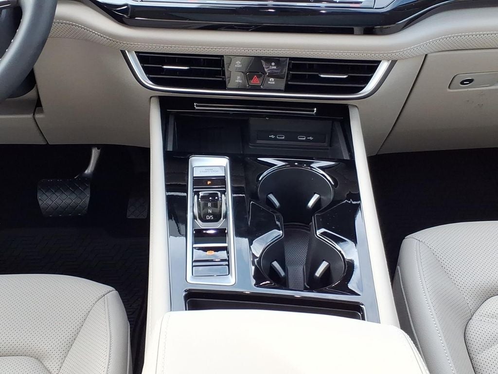 2026 Volkswagen Atlas SE w/Technology