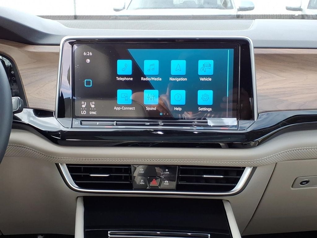 2026 Volkswagen Atlas SE w/Technology