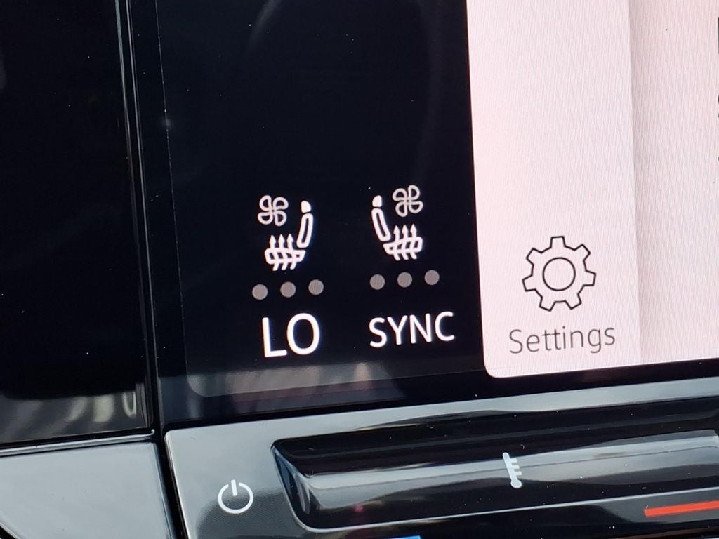2026 Volkswagen Atlas SE w/Technology