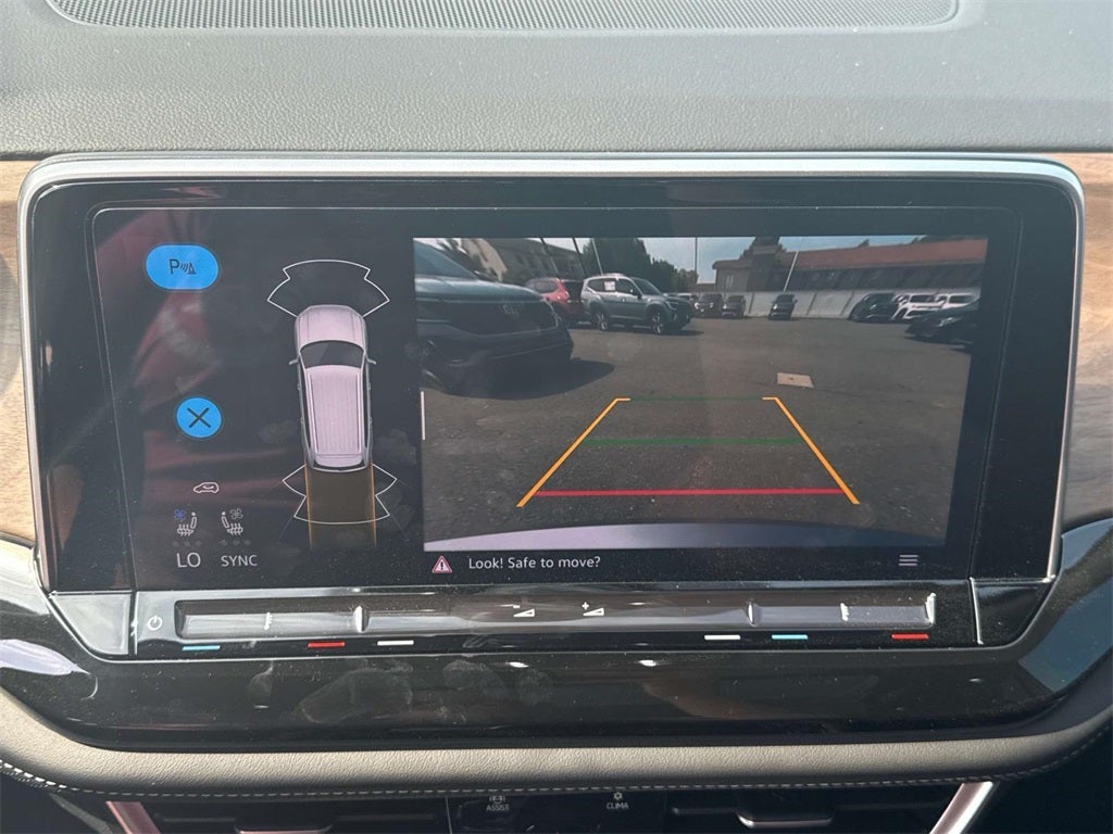 2025 Volkswagen Atlas 2.0T SE w/Technology