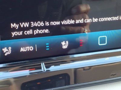 2027 Volkswagen Atlas SE w/Technology