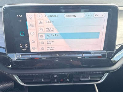 2026 Volkswagen Atlas Cross Sport 2.0T SE w/Technology