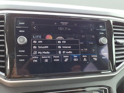 2022 Volkswagen Atlas 3.6L V6 SE w/Technology
