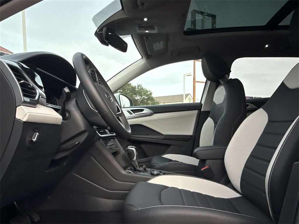 2026 Volkswagen Taos 1.5T SEL