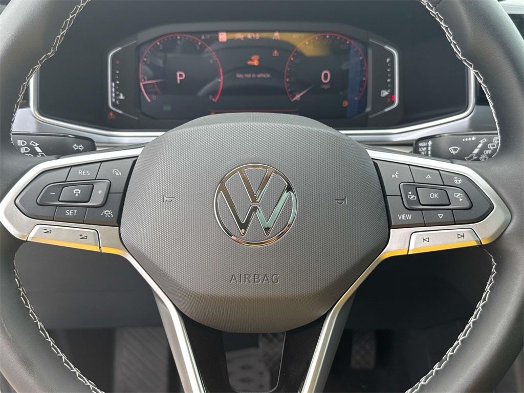 2025 Volkswagen Taos 1.5T SEL