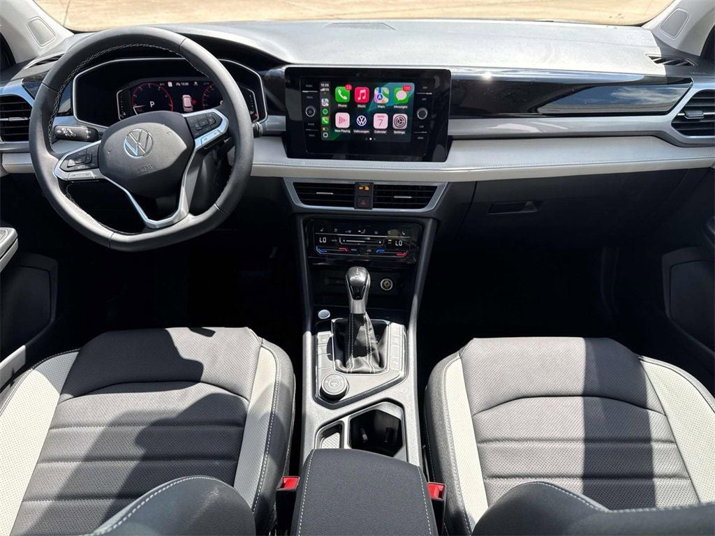 2025 Volkswagen Taos 1.5T SEL