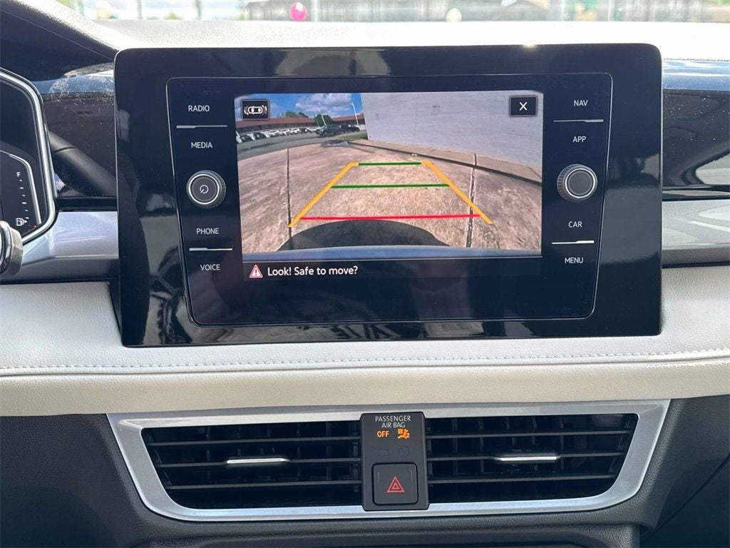 2025 Volkswagen Taos 1.5T SEL