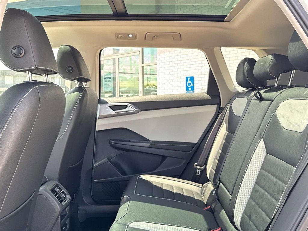 2025 Volkswagen Taos 1.5T SEL