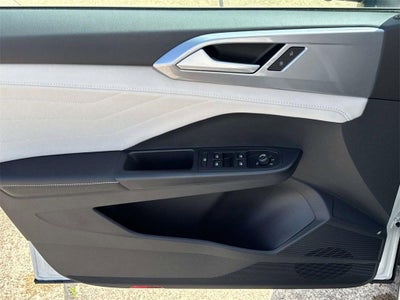 2025 Volkswagen Taos 1.5T SEL