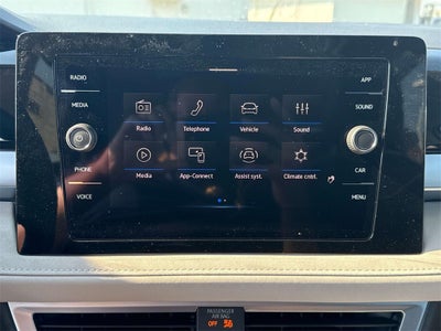 2025 Volkswagen Taos 1.5T SE