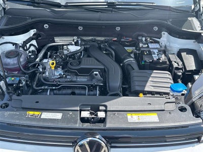 2025 Volkswagen Taos 1.5T SE