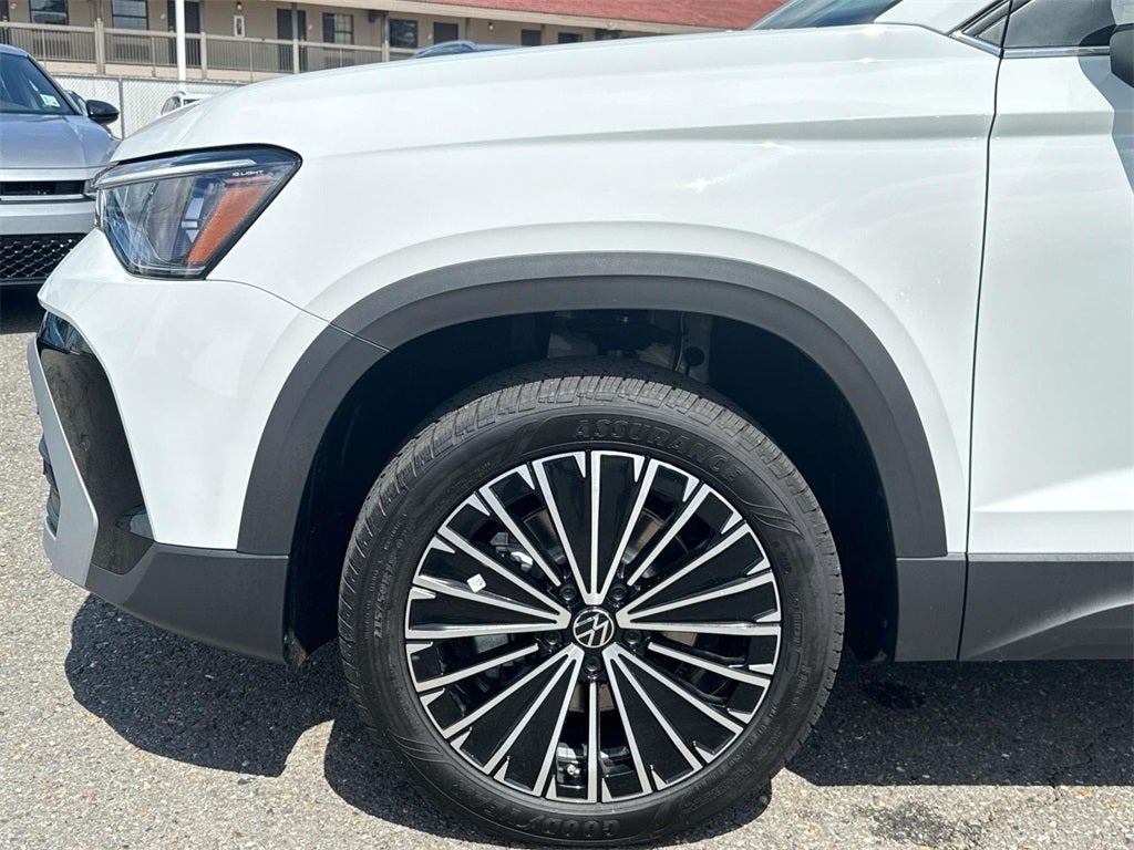 2025 Volkswagen Taos 1.5T SE