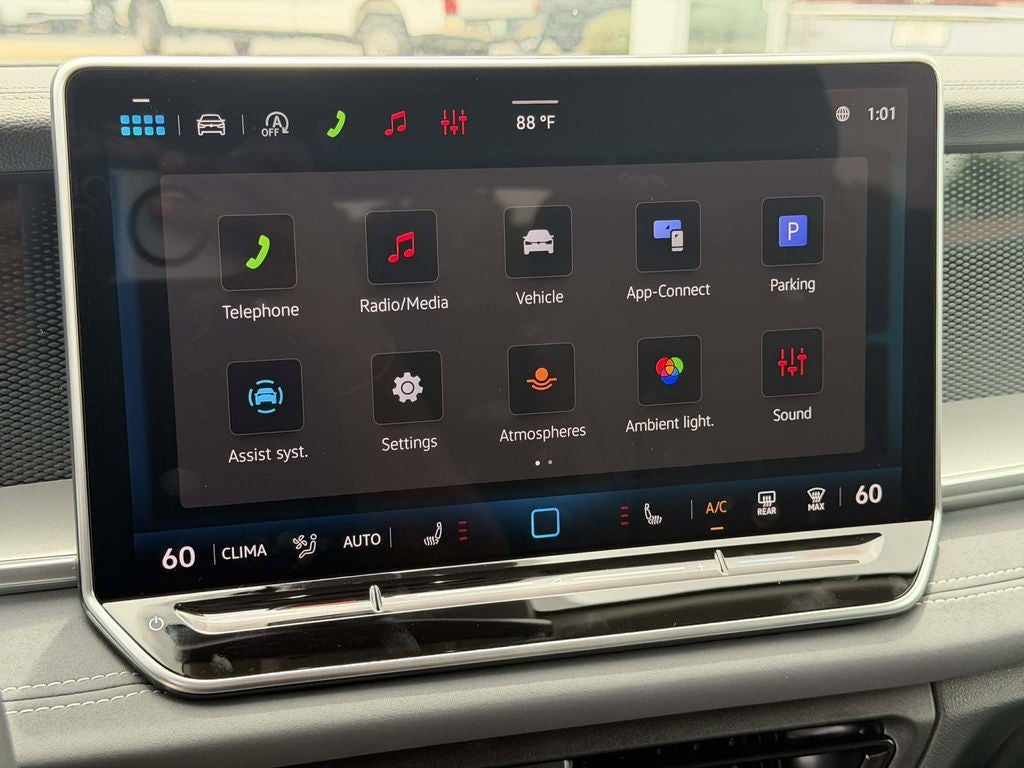 2026 Volkswagen Tiguan 2.0T SE