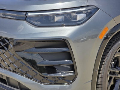 2025 Volkswagen Tiguan 2.0T SE R-Line Black