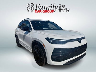 2026 Volkswagen Tiguan 2.0T SE R-Line Black