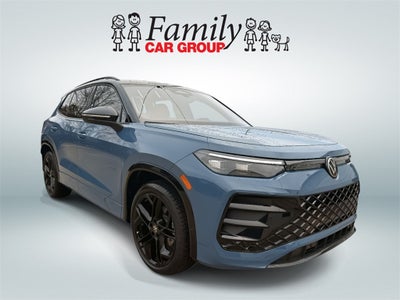 2026 Volkswagen Tiguan 2.0T SE R-Line Black