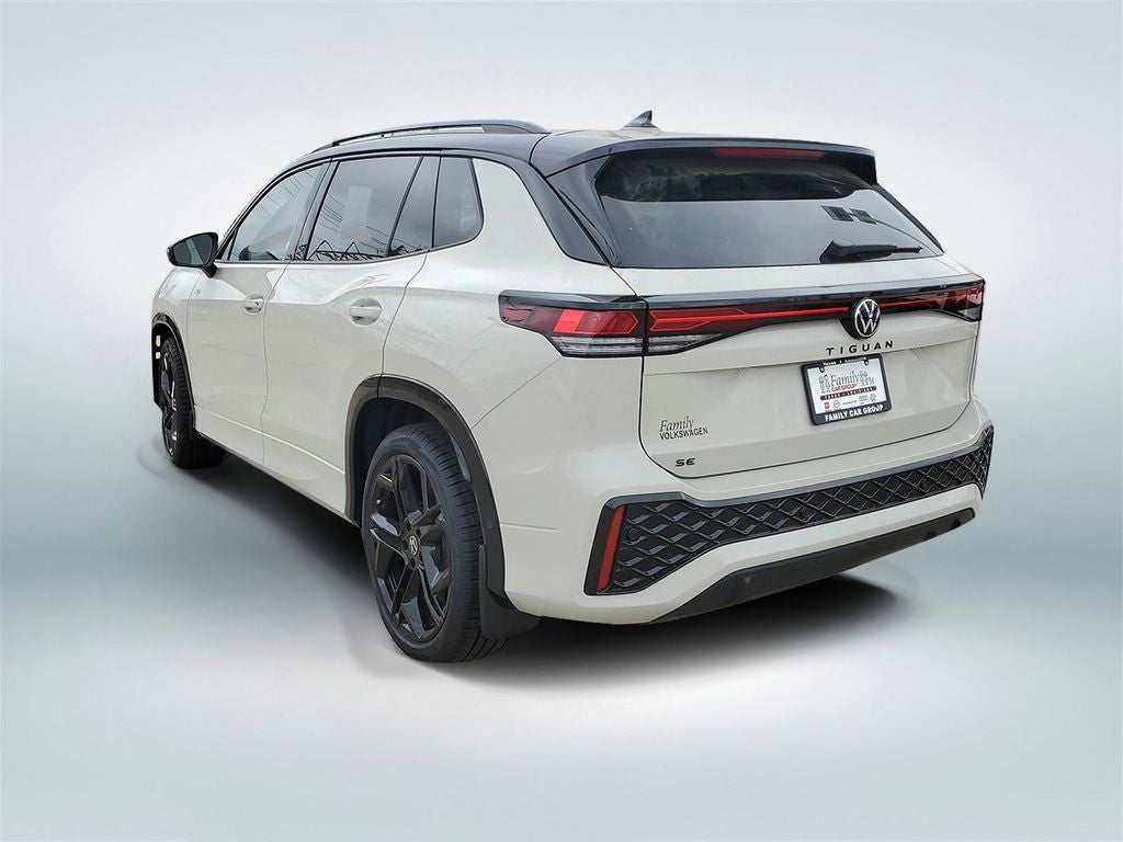 2026 Volkswagen Tiguan 2.0T SE R-Line Black