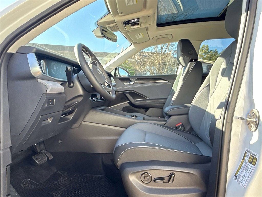 2026 Volkswagen Tiguan 2.0T SE