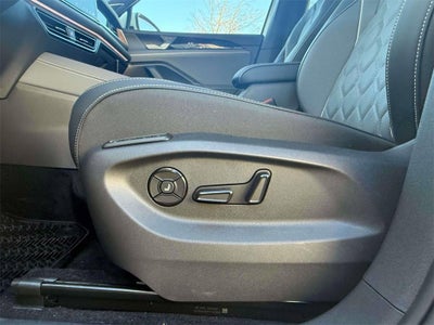 2026 Volkswagen Tiguan 2.0T SEL R-Line Turbo