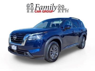 2025 Nissan Pathfinder SV