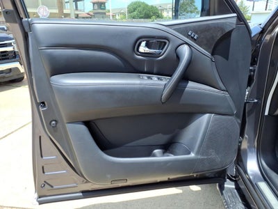 2024 INFINITI QX80 LUXE