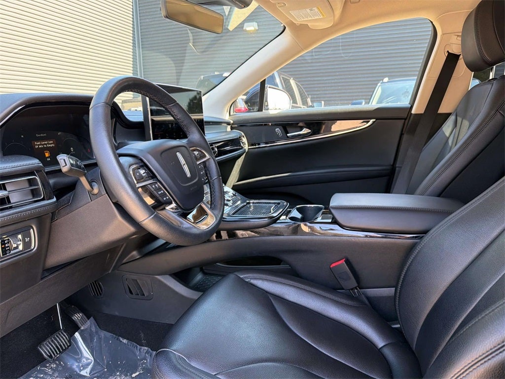 2022 Lincoln Nautilus Standard