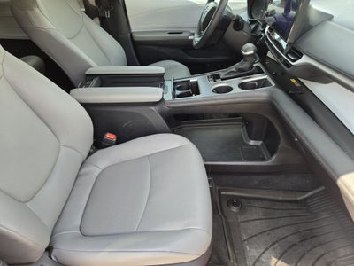 2026 Toyota Sienna XLE 8 Passenger
