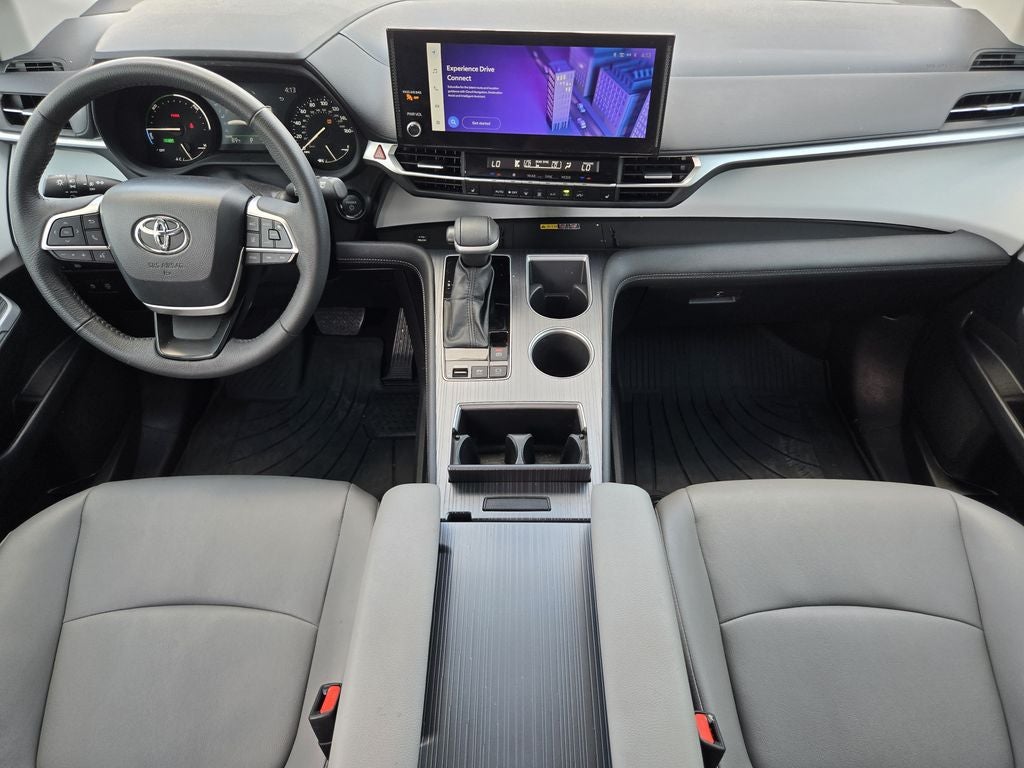 2026 Toyota Sienna XLE 8 Passenger