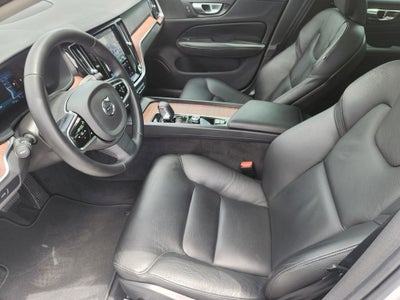 2024 Volvo S60 B5 Plus Dark Theme