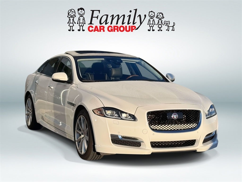 2019 Jaguar XJ R-Sport