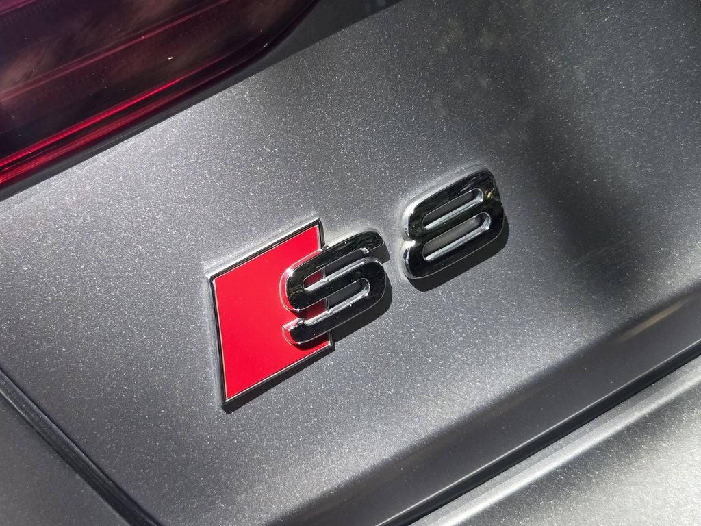 2022 Audi S8 4.0T quattro