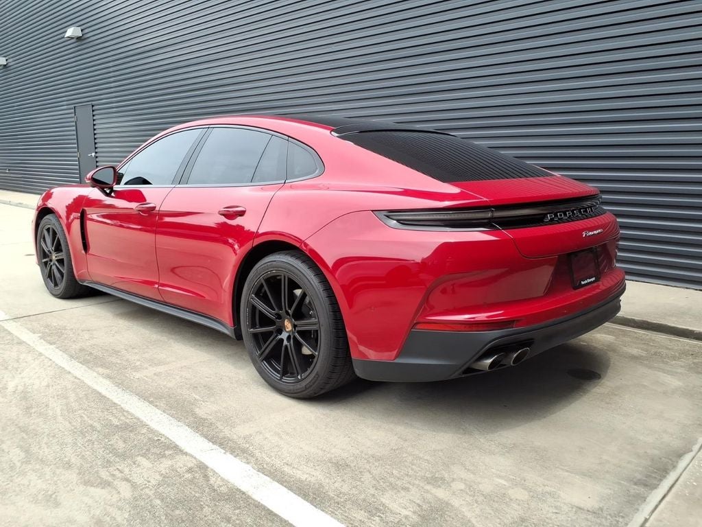2026 Porsche Panamera 4