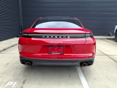2026 Porsche Panamera 4