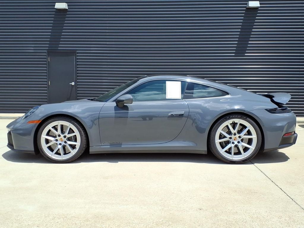 2025 Porsche 911 Carrera GTS