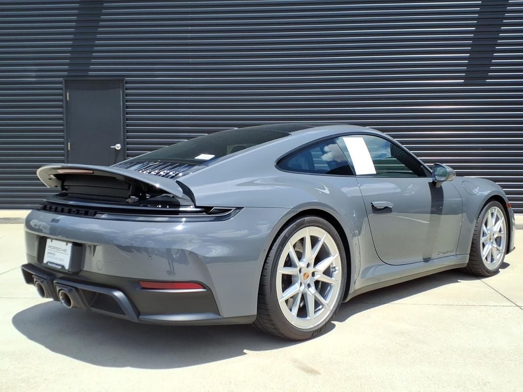 2025 Porsche 911 Carrera GTS
