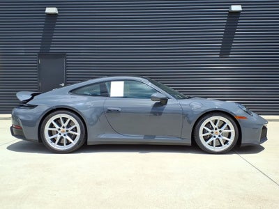 2025 Porsche 911 Carrera GTS