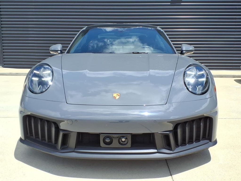 2025 Porsche 911 Carrera GTS