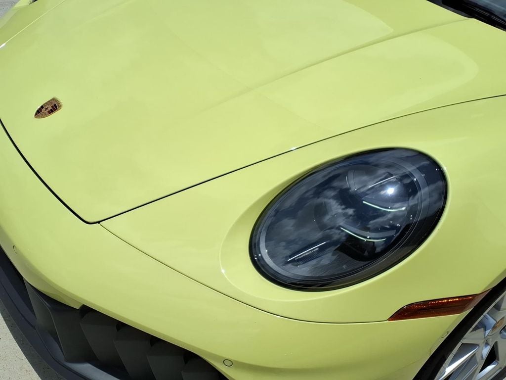 2025 Porsche 911 Carrera GTS