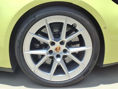 2025 Porsche 911 Carrera GTS