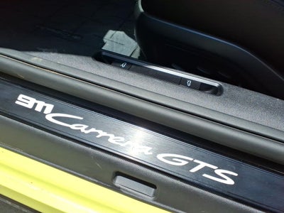 2025 Porsche 911 Carrera GTS