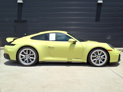 2025 Porsche 911 Carrera GTS