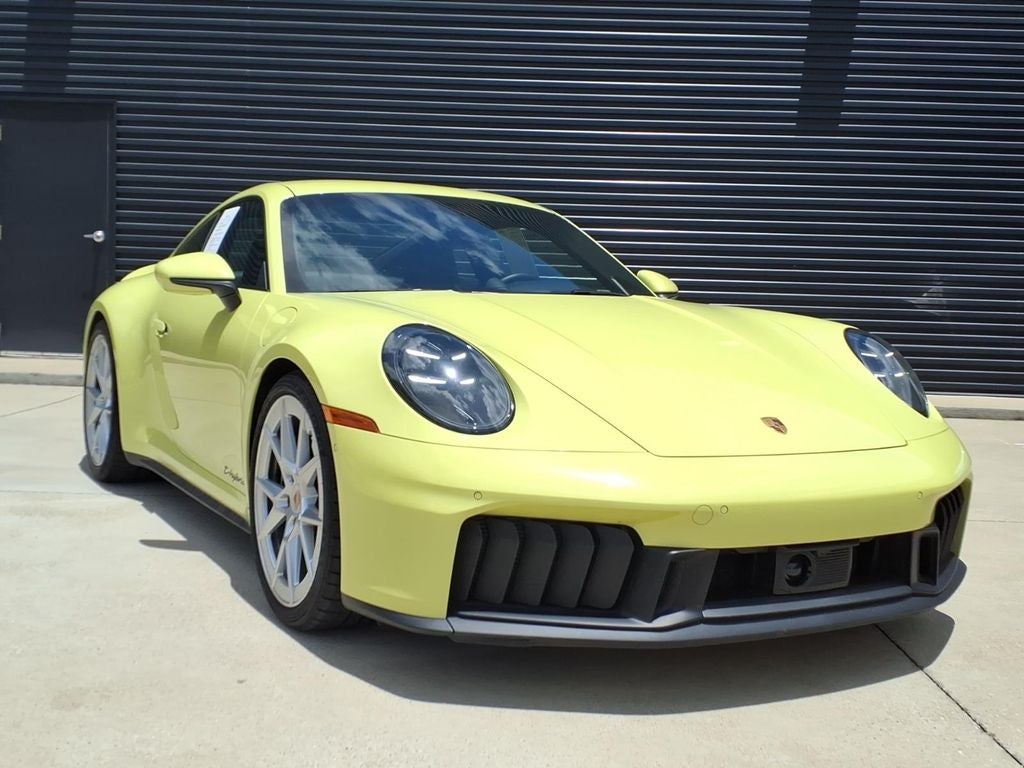 2025 Porsche 911 Carrera GTS