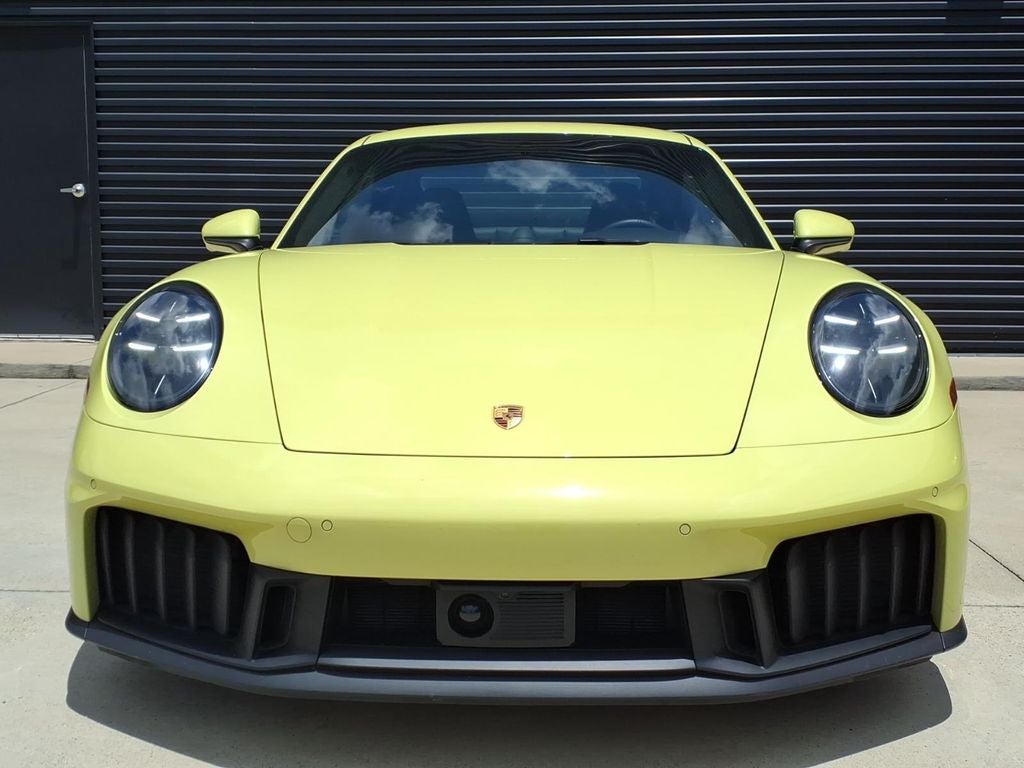 2025 Porsche 911 Carrera GTS