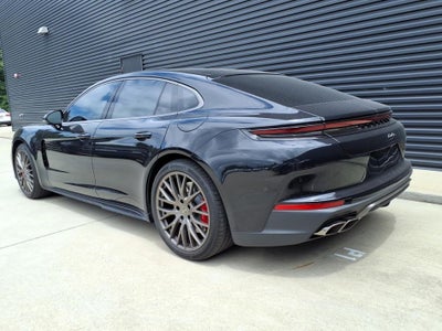 2026 Porsche Panamera E-Hybrid Turbo