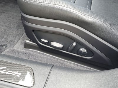 2023 Porsche Panamera 4 Platinum Edition