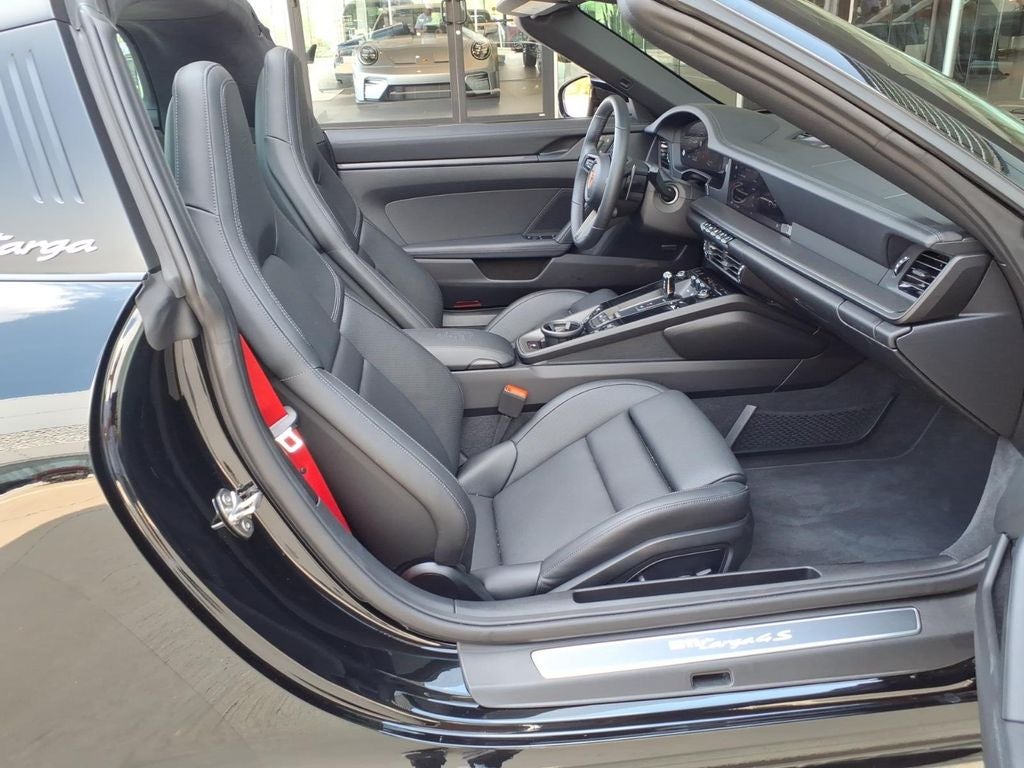 2026 Porsche 911 Targa 4S