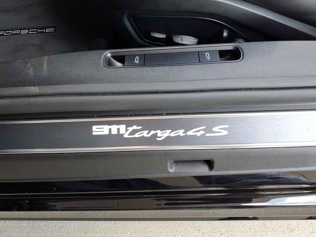 2026 Porsche 911 Targa 4S