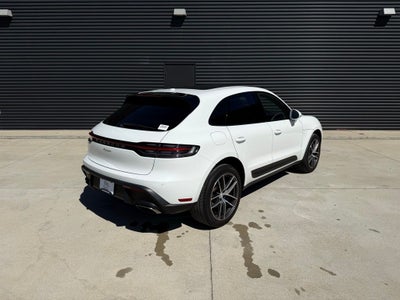 2023 Porsche Macan Base