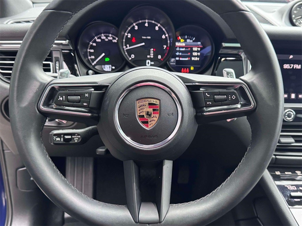 2025 Porsche Macan Base
