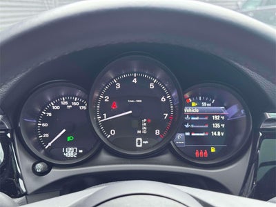 2025 Porsche Macan Base